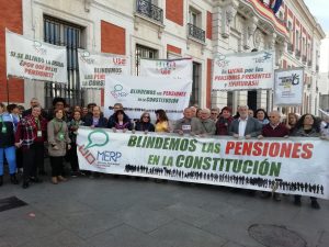 Manifestación junto a la MERP por el blindaje de las pensiones