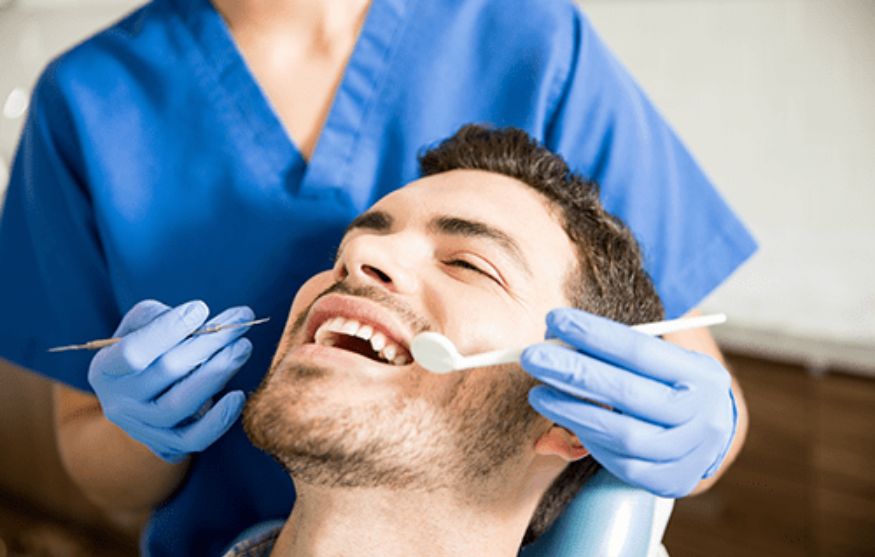 Descuento para afiliados en ortodoncia e implantología dental